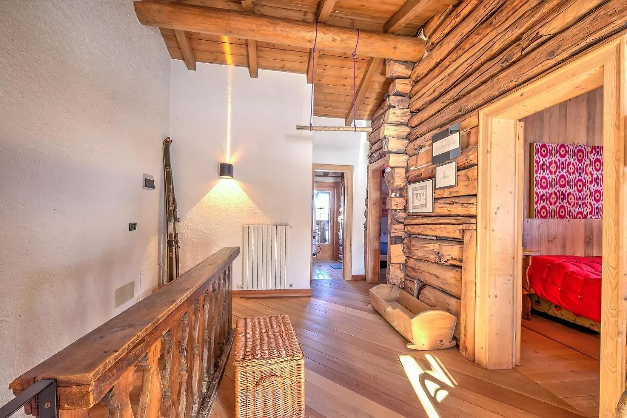 Chalet Lidia Ski In-Ski Out 50M - Happy Rentals Livigno