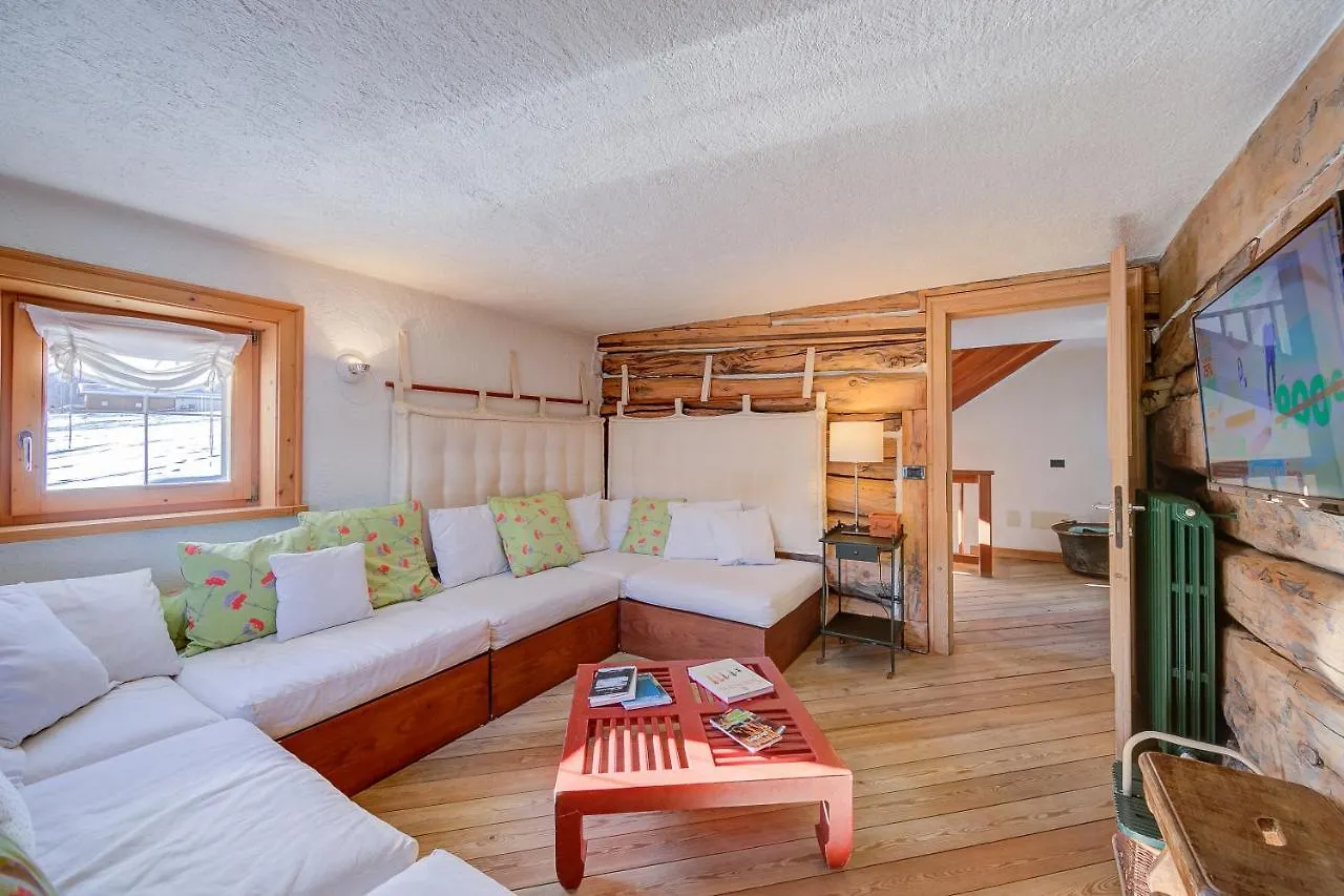 Chalet Lidia Ski In-Ski Out 50M - Happy Rentals Livigno 0*,