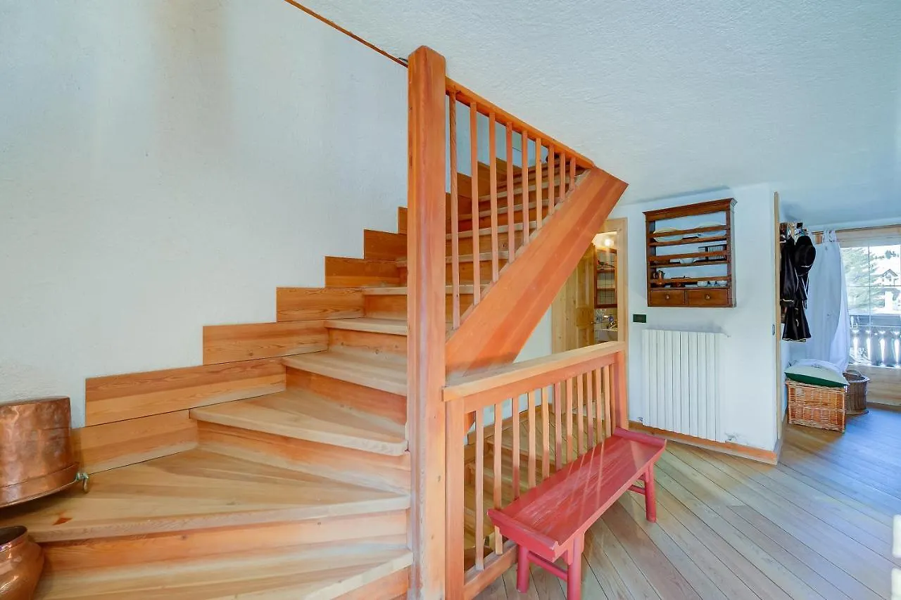 Chalet Lidia Ski In-Ski Out 50M - Happy Rentals Livigno Italy