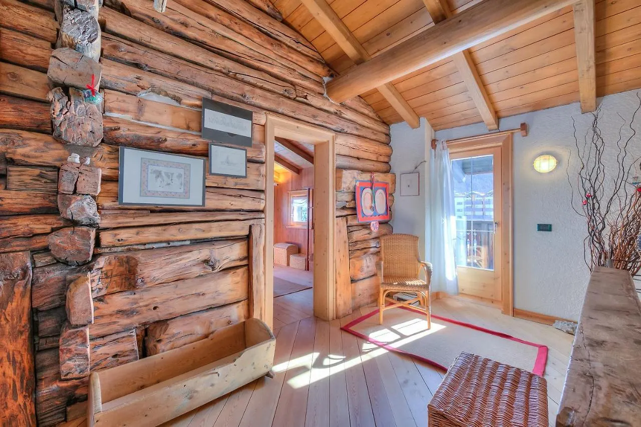 Chalet Lidia Ski In-Ski Out 50M - Happy Rentals Livigno 0*,