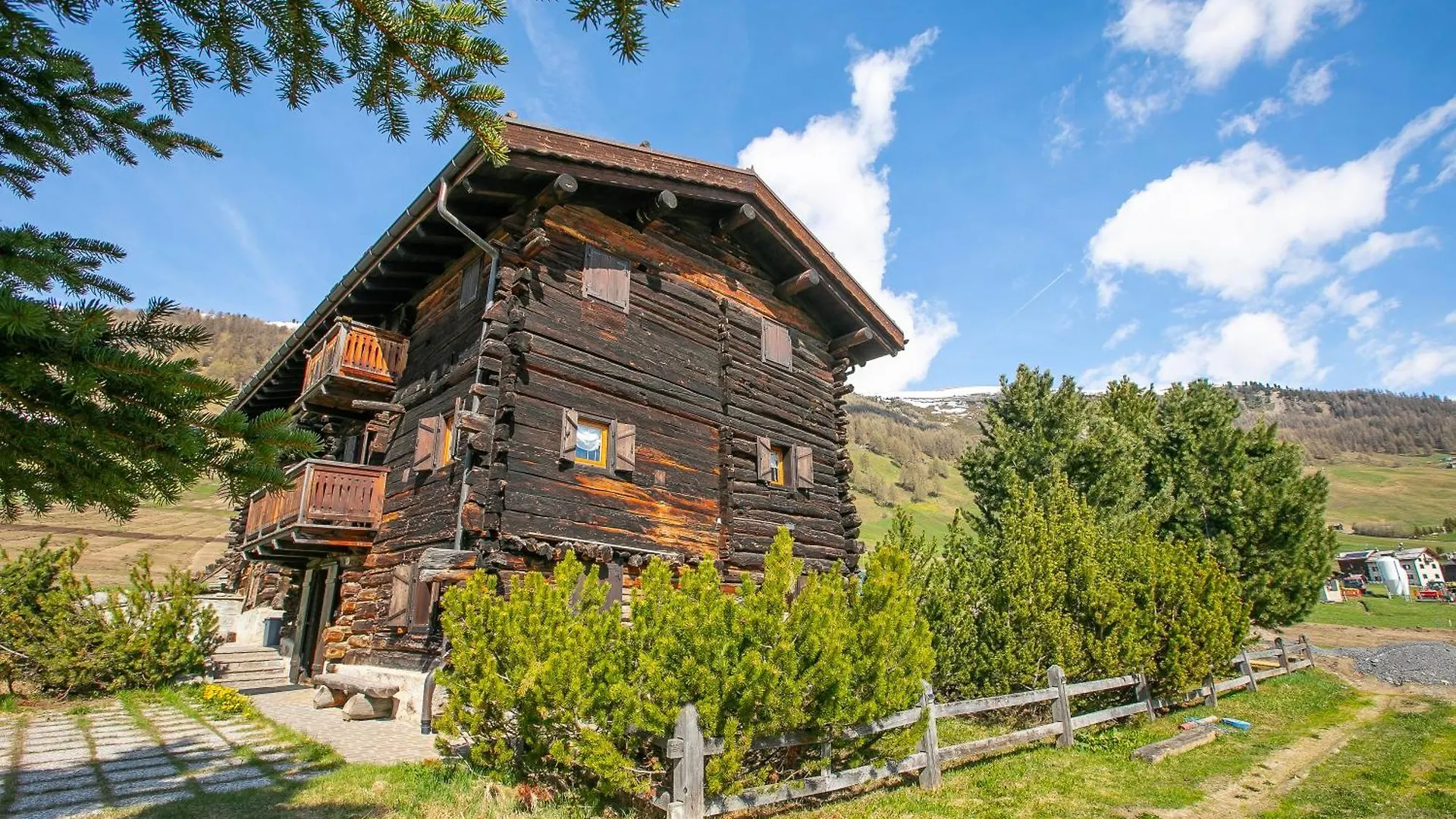 Chalet Lidia Ski In-Ski Out 50M - Happy Rentals contacts